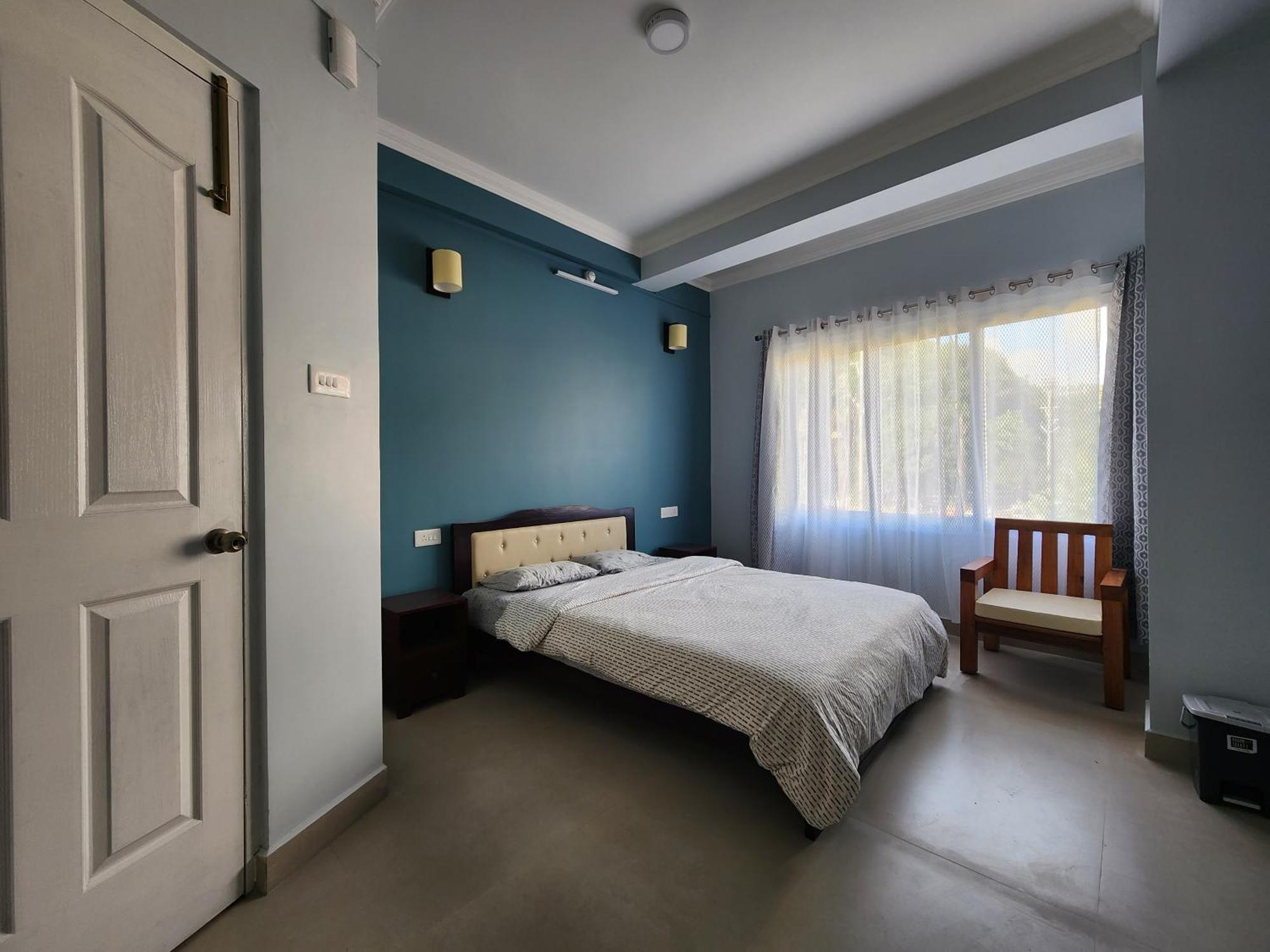 שילונג Cafe Sola Bnb מראה חיצוני תמונה